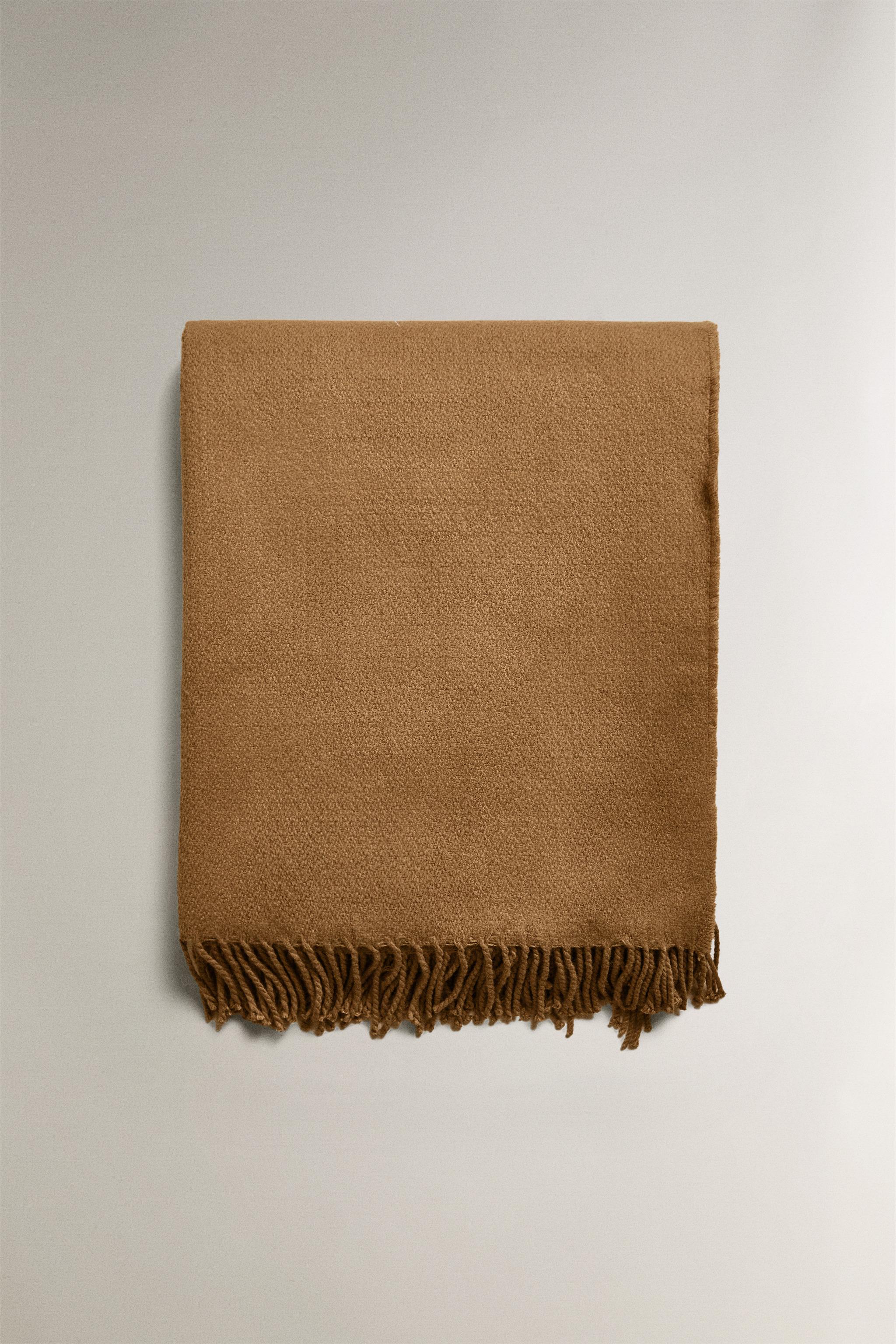 COUVERTURE DÉCORATIVE FRANGES
